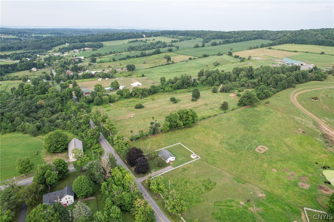2808 King Road Paris, NY 13456 - Photo 2 of 21