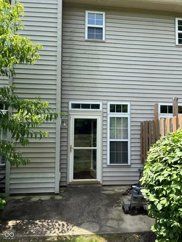 $274,000 | 11332 Fonthill Drive, Indianapolis, IN 46236