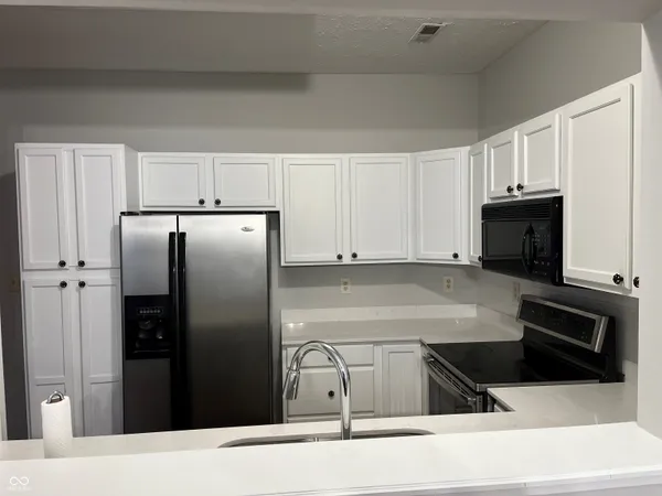 $254,000 | 11332 Fonthill Drive, Indianapolis, IN 46236