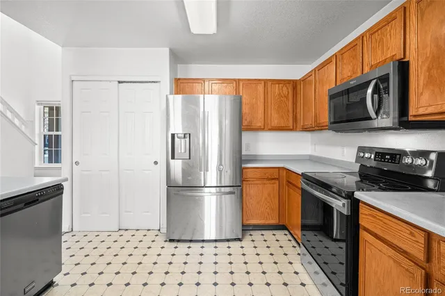 $2,500 | 1159 South Waco Street, Unit B, Aurora, CO 80017