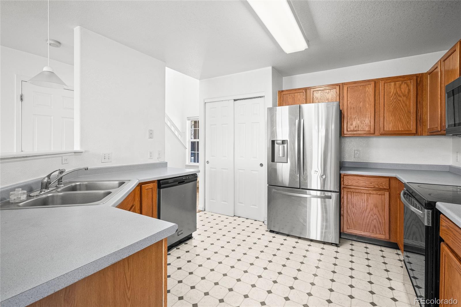 1159 South Waco Street, Unit B Aurora, CO 80017 - Photo 19 of 36