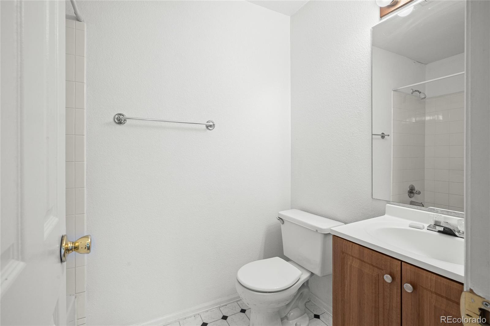 1159 South Waco Street, Unit B Aurora, CO 80017 - Photo 25 of 36