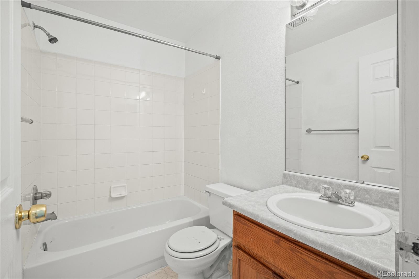 1159 South Waco Street, Unit B Aurora, CO 80017 - Photo 28 of 36