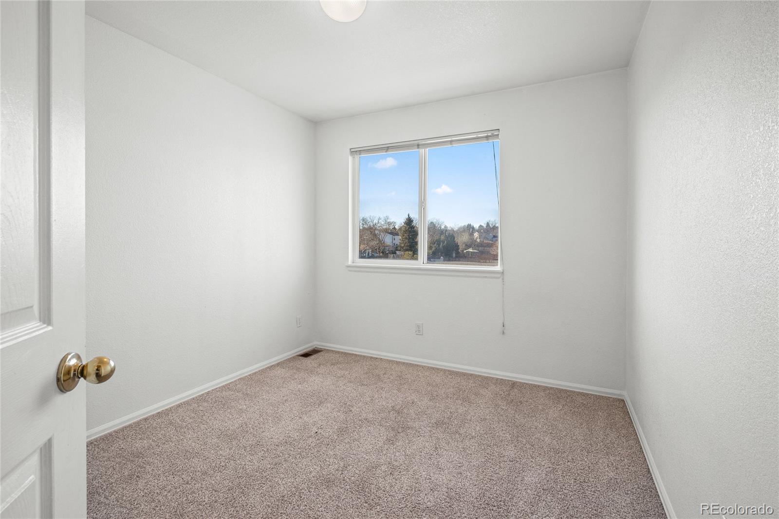 1159 South Waco Street, Unit B Aurora, CO 80017 - Photo 31 of 36