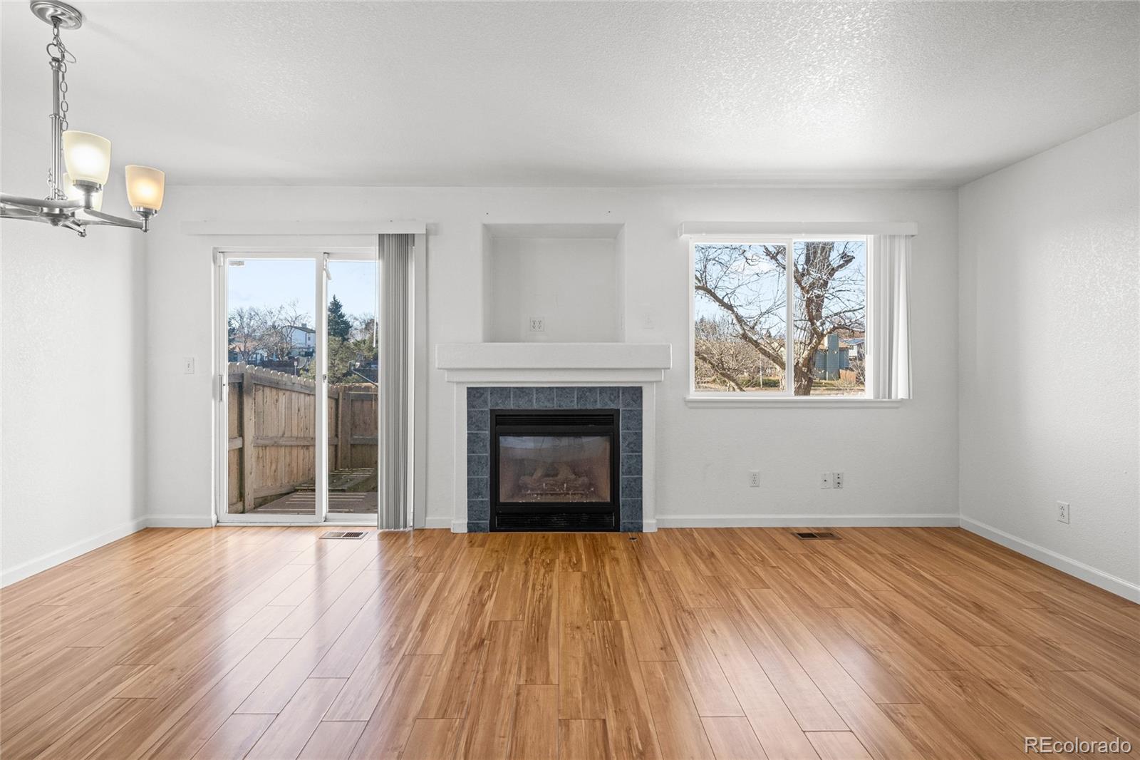 1159 South Waco Street, Unit B Aurora, CO 80017 - Photo 8 of 36