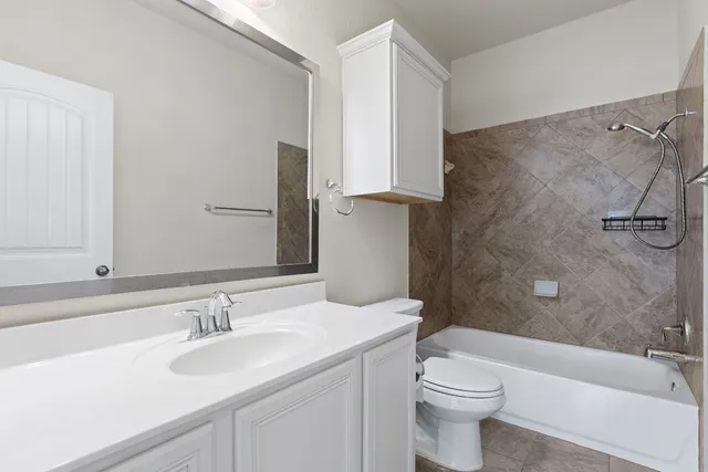 $2,100 | 800 Bryce Canyon Drive, Pflugerville, TX 78660