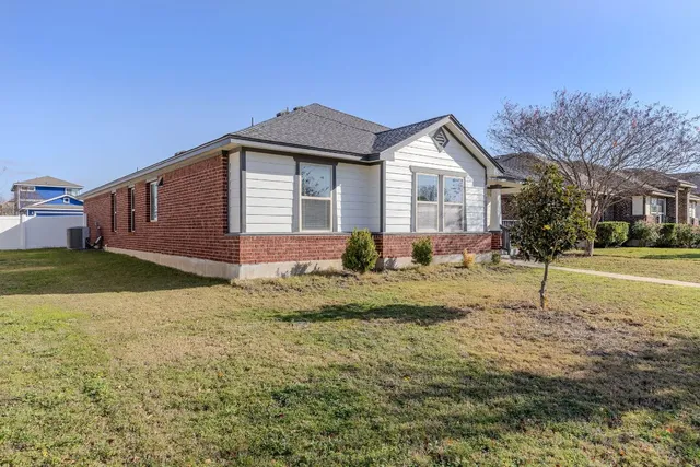 $2,100 | 800 Bryce Canyon Drive, Pflugerville, TX 78660