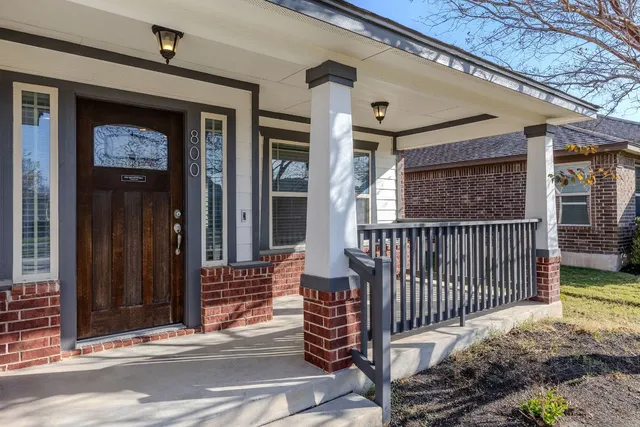 $2,100 | 800 Bryce Canyon Drive, Pflugerville, TX 78660