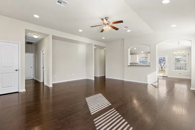 $2,100 | 800 Bryce Canyon Drive, Pflugerville, TX 78660