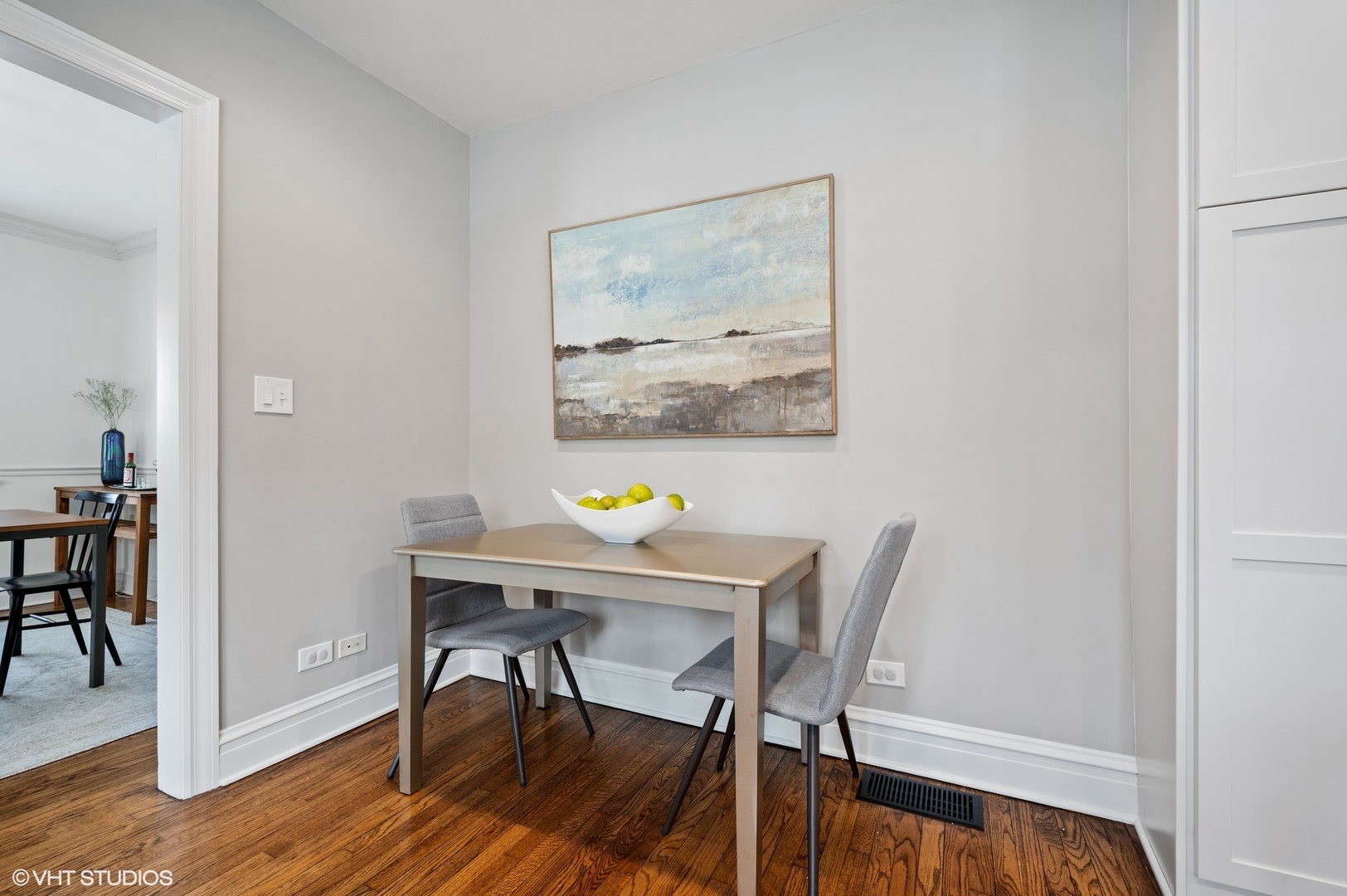 402 Willow Road Winnetka, IL 60093 - Photo 10 of 31 a workspace with furniture and wooden floor