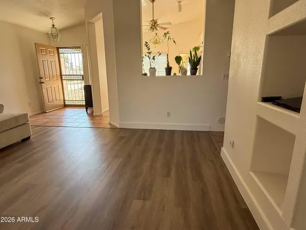 $2,200 | 6906 West Phelps Road, Peoria, AZ 85382