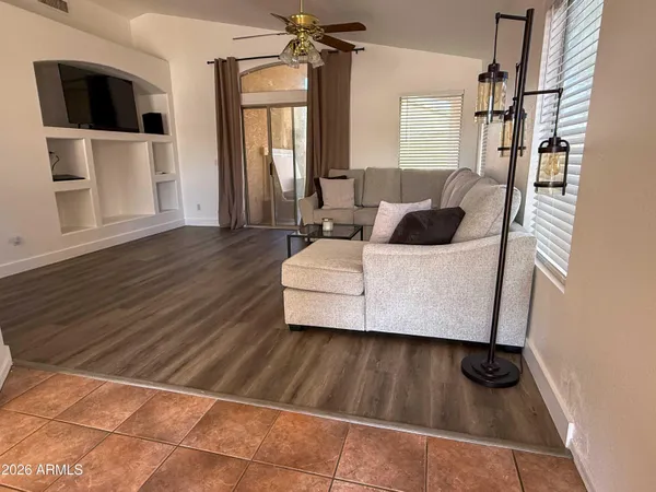 $2,200 | 6906 West Phelps Road, Peoria, AZ 85382
