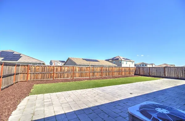 $699,000 | 469 Central Pacific Street, Lathrop, CA 95330