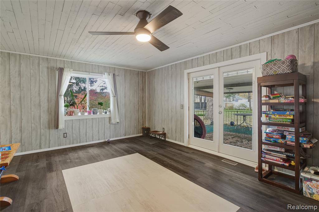 11033 Carr Road Davison, MI 48423 - Photo 18 of 37