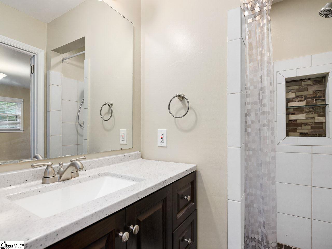 306 Hillbrook Road Taylors, SC 29687 - Photo 13 of 21 Gallery Image 13