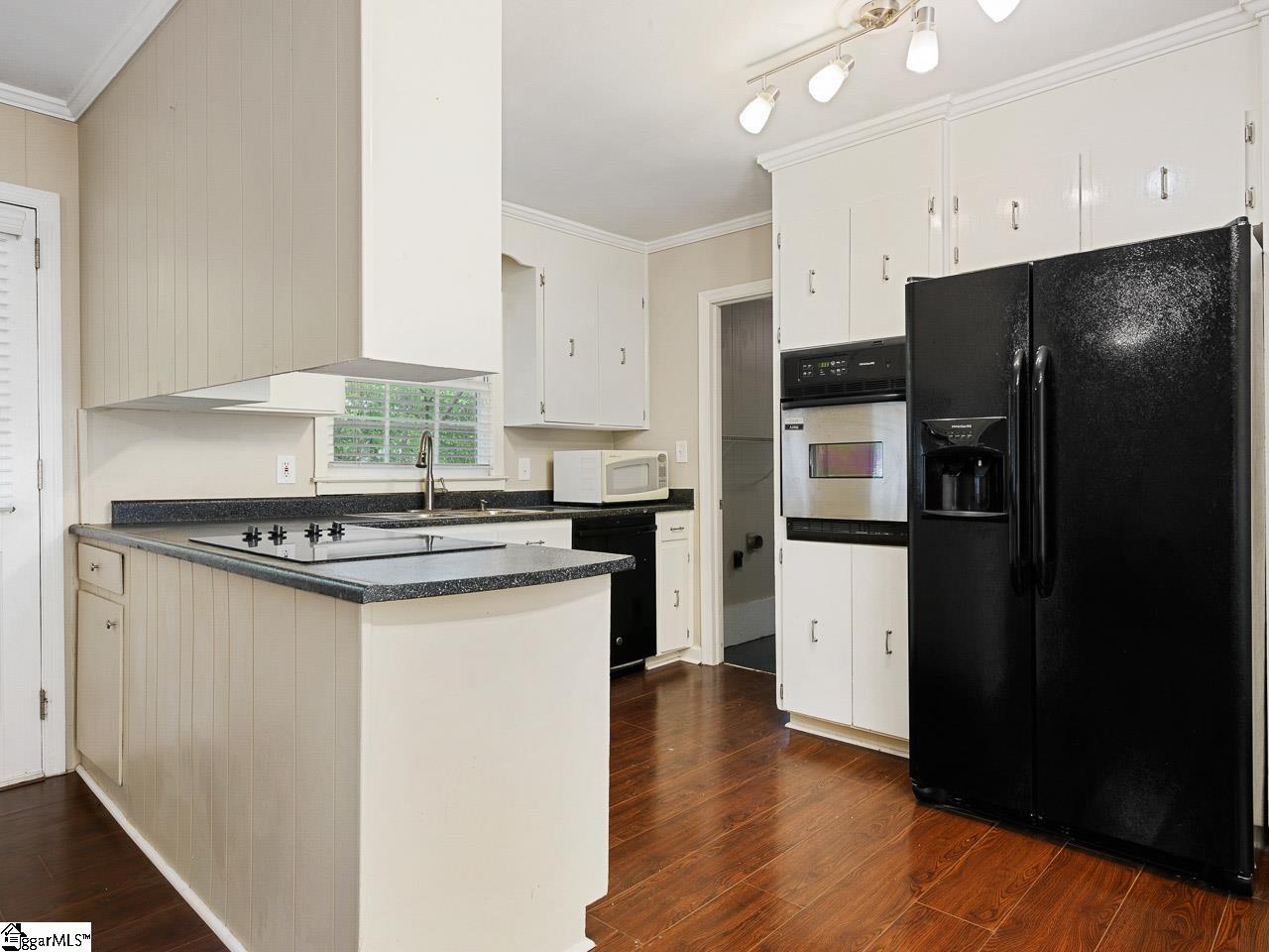 306 Hillbrook Road Taylors, SC 29687 - Photo 8 of 21 Gallery Image 8