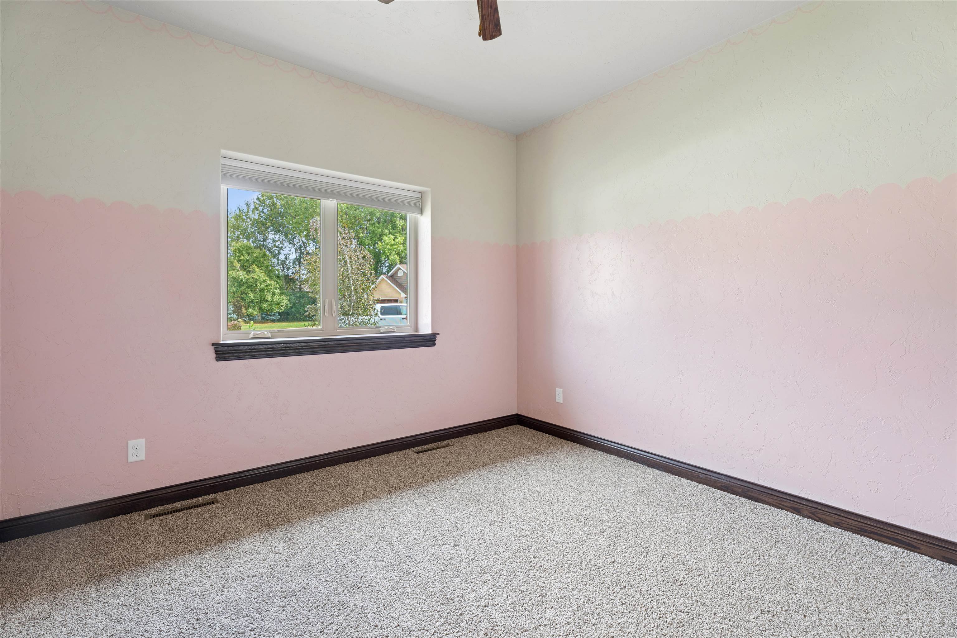 2398 West Barley Way Appleton, WI 54913 - Photo 17 of 36