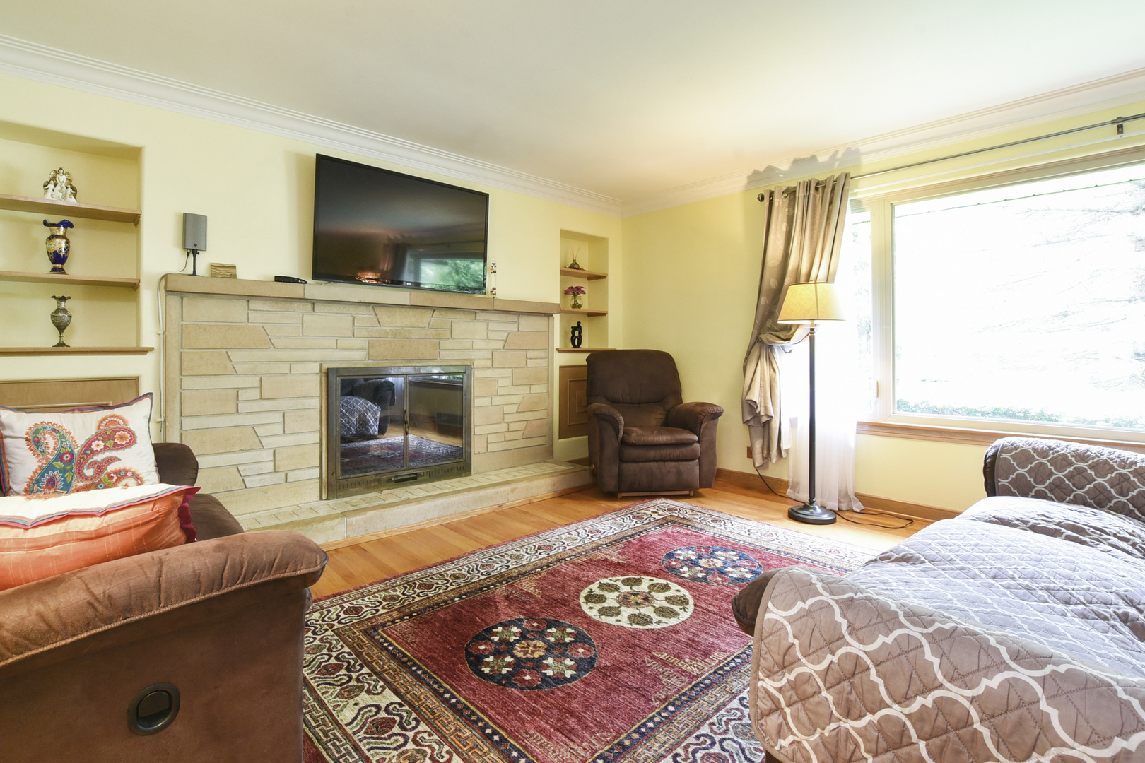 90 South Herbert Road Riverside, IL 60546 - Photo 5 of 28