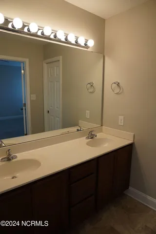 $305,000 | 407 Sundown Court, Hubert, NC 28539