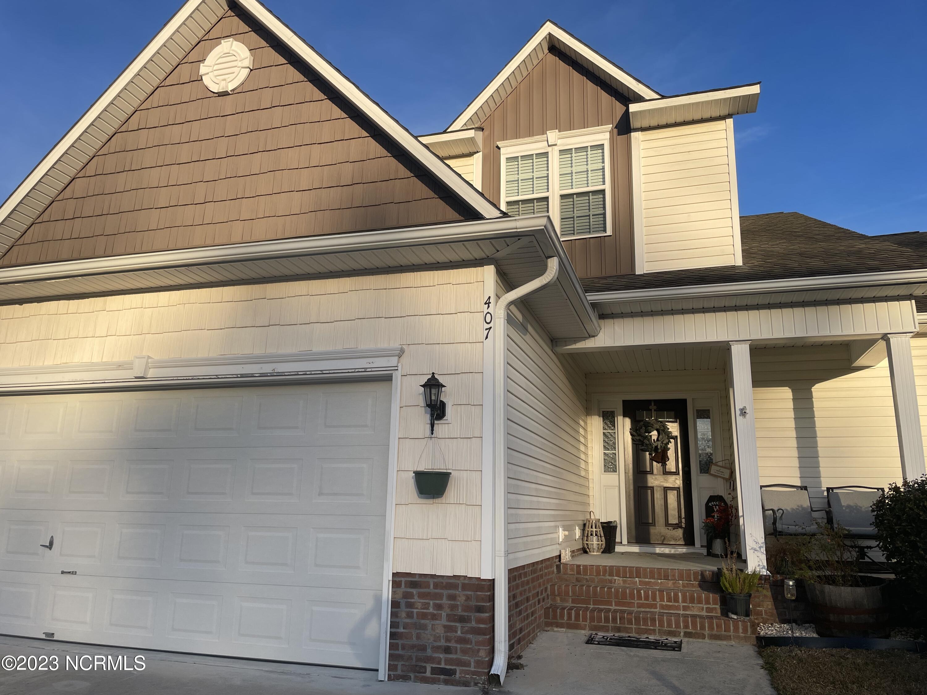 407 Sundown Court Hubert, NC 28539 - Photo 4 of 36 IMG_8234