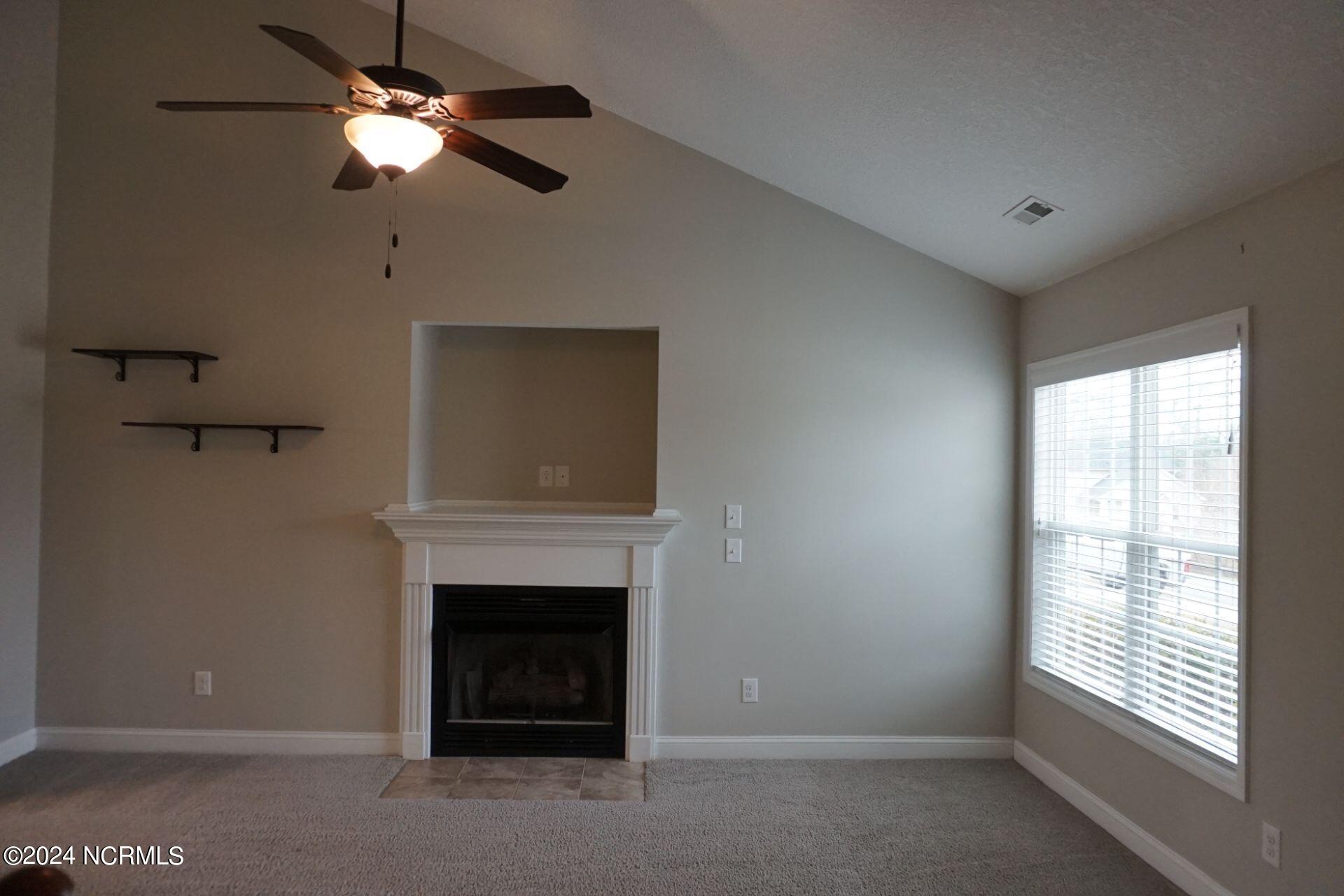 407 Sundown Court Hubert, NC 28539 - Photo 5 of 36 2015-08-26 15.19.51