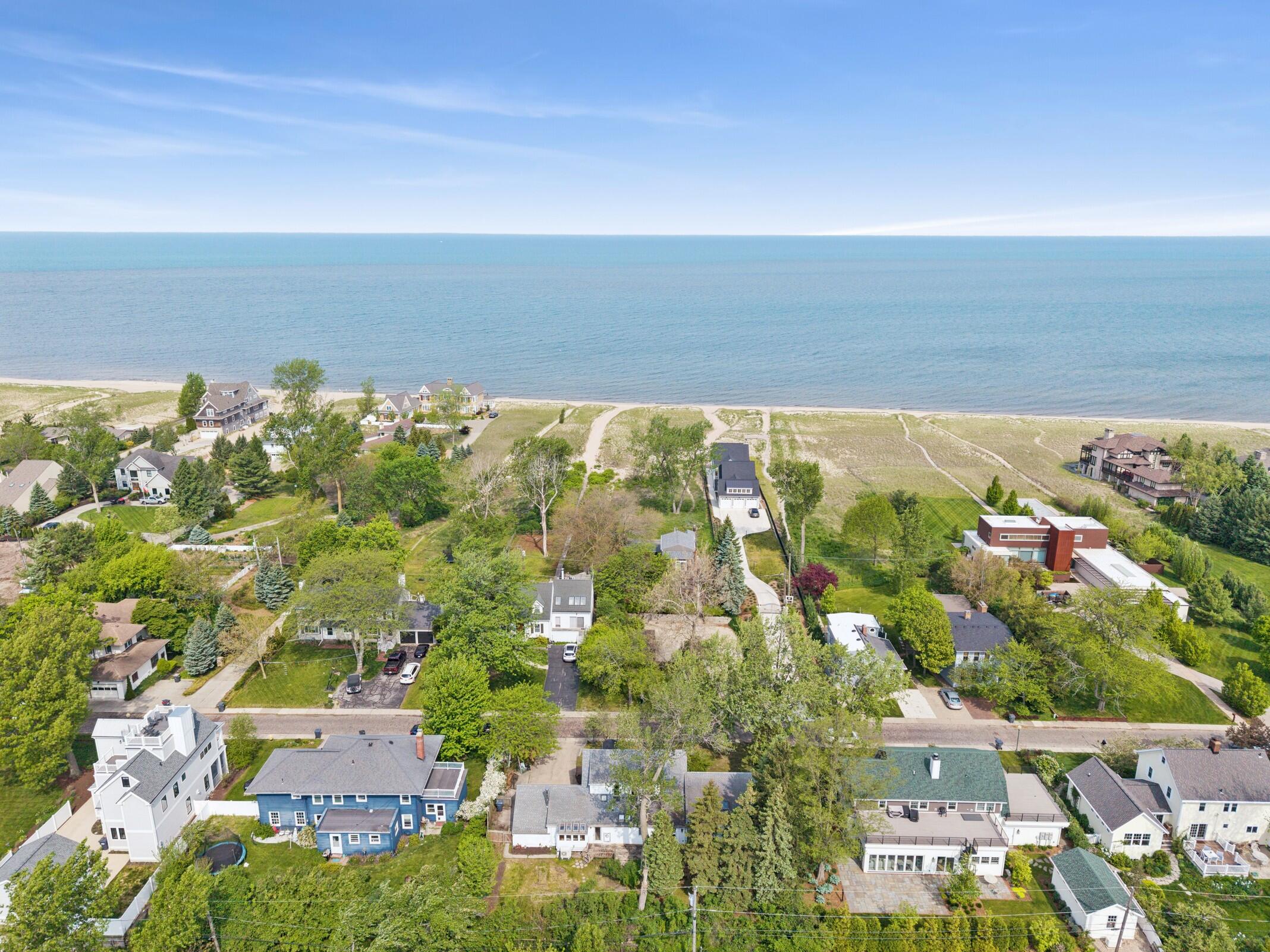 415 Ridgeway Street St. Joseph, MI 49085 - Photo 34 of 36 42-Aerial View