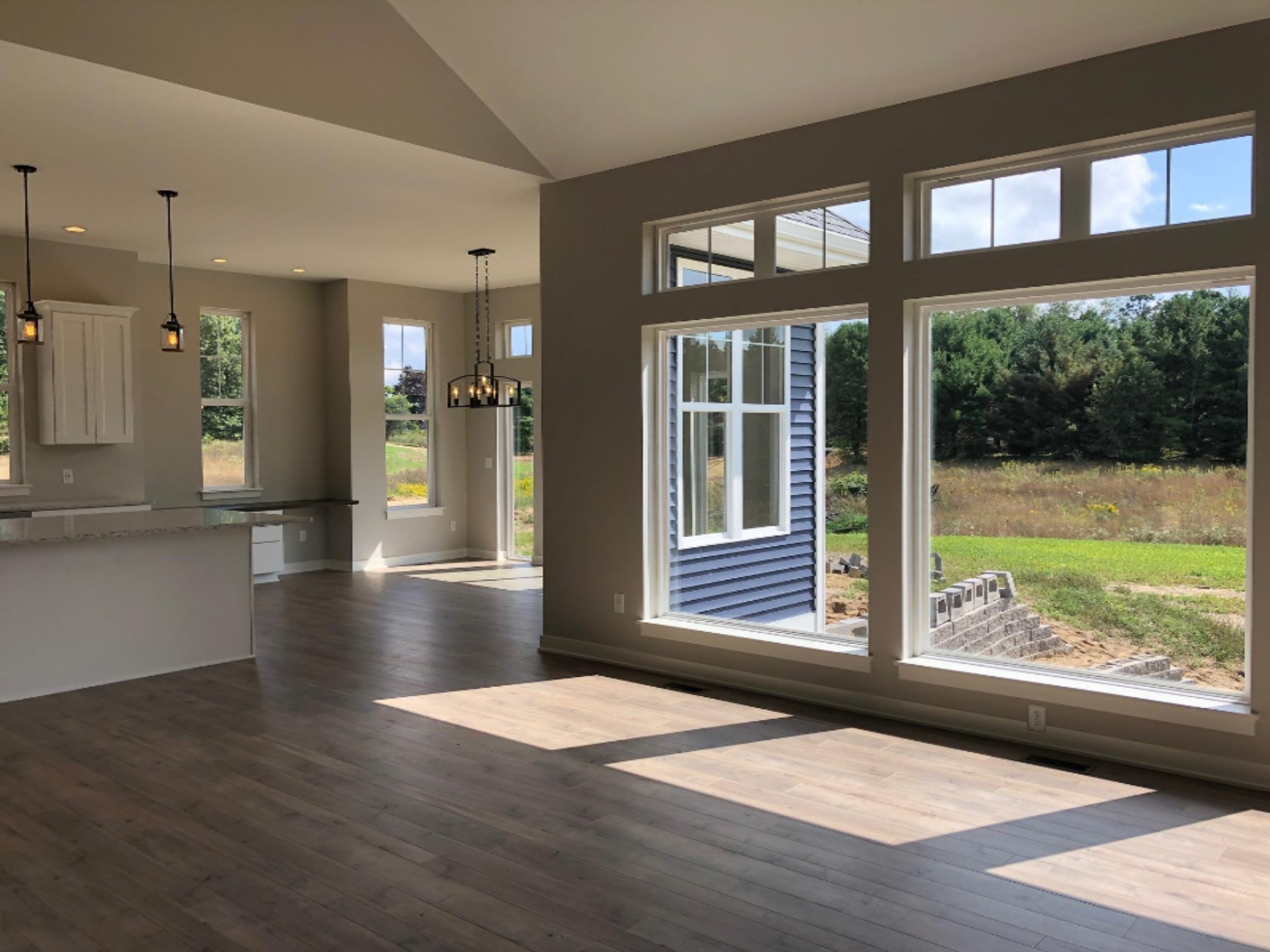 7107 West R Avenue Kalamazoo, MI 49009 - Photo 7 of 37 MS-01-005_Great room and dining