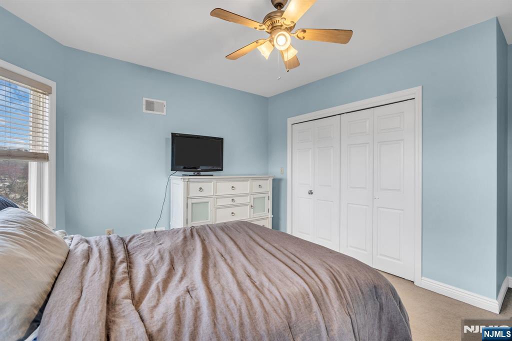 467 Summit Avenue Hackensack, NJ 07601 - Photo 26 of 50