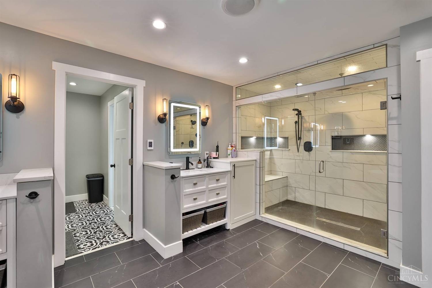 7595 Shawnee Run Road Cincinnati, OH 45243 - Photo 27 of 53