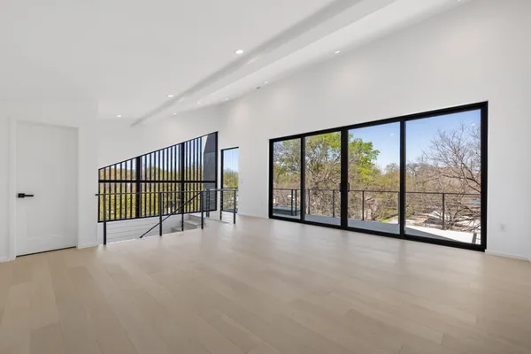 $8,500 | 2411 Winsted Lane, Unit 1, Austin, TX 78703
