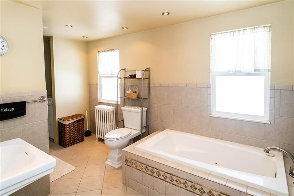655 Locust Street Indiana, PA 15701 - Photo 11 of 20 Bathroom