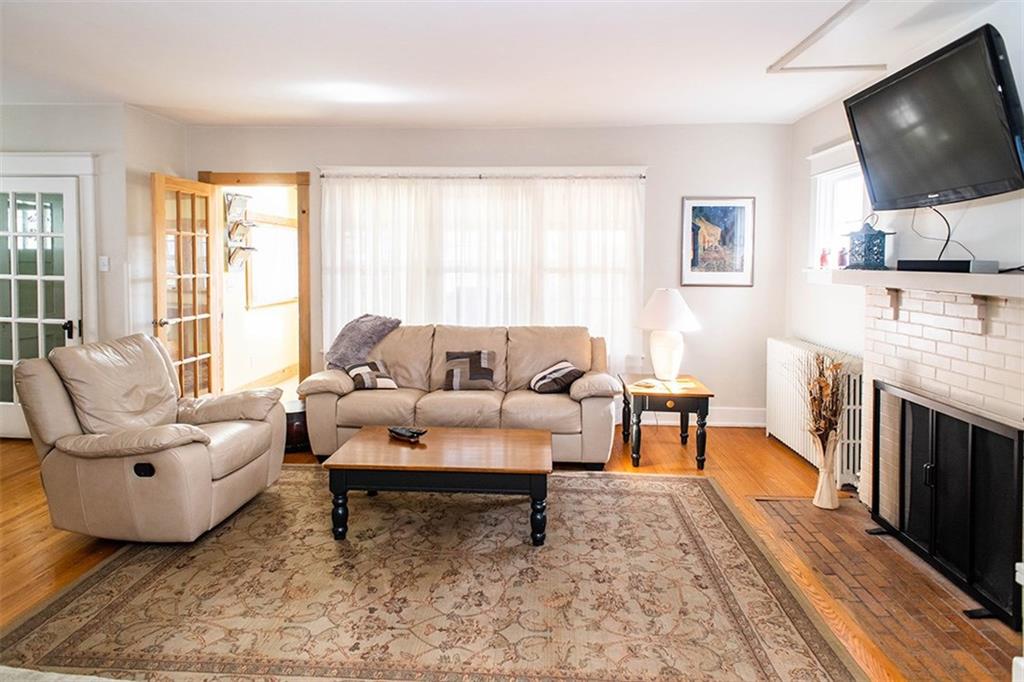 655 Locust Street Indiana, PA 15701 - Photo 3 of 20 Living Room