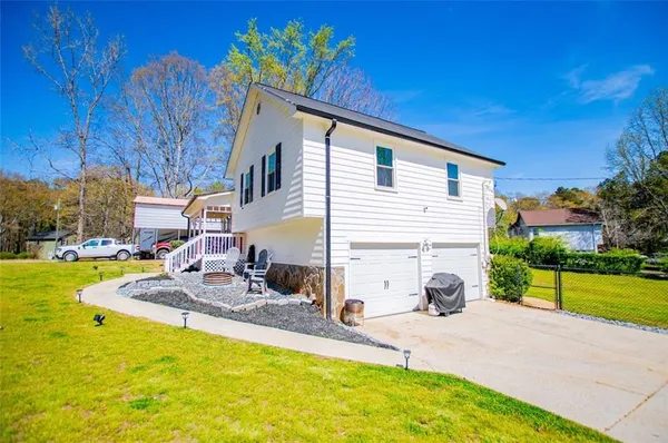 $269,900 | 80 Whitney Lane, Villa Rica, GA 30180