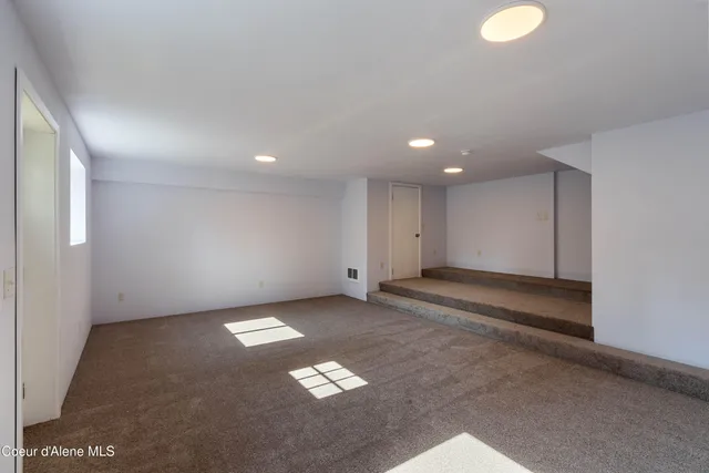 $1,250,000 | 205 Ullr Drive, Sandpoint, ID 83864