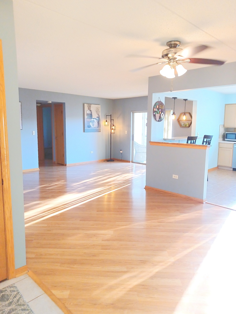 6810 Ridge Point Drive, Unit 1C Oak Forest, IL 60452 - Photo 11 of 43