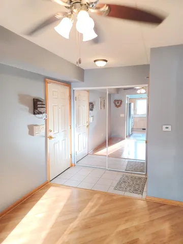 $235,000 | 6810 Ridge Point Drive, Unit 1C, Oak Forest, IL 60452