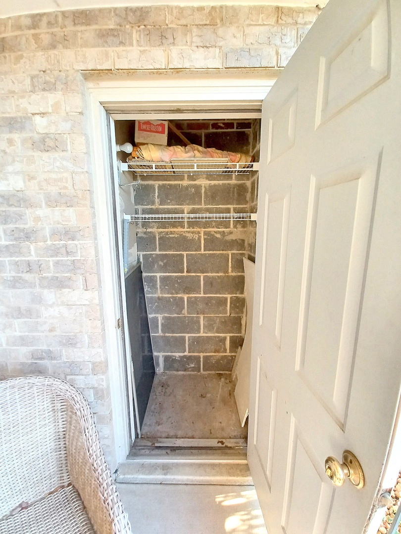 6810 Ridge Point Drive, Unit 1C Oak Forest, IL 60452 - Photo 38 of 43