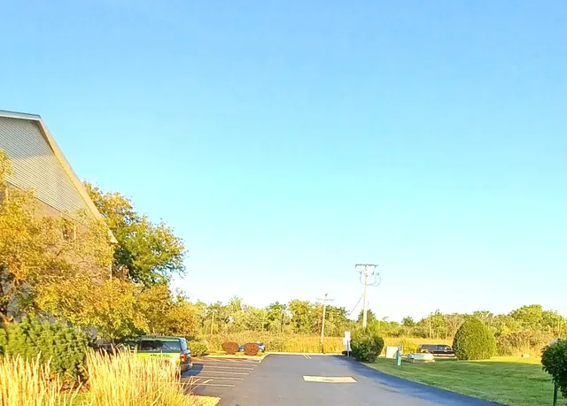 $235,000 | 6810 Ridge Point Drive, Unit 1C, Oak Forest, IL 60452