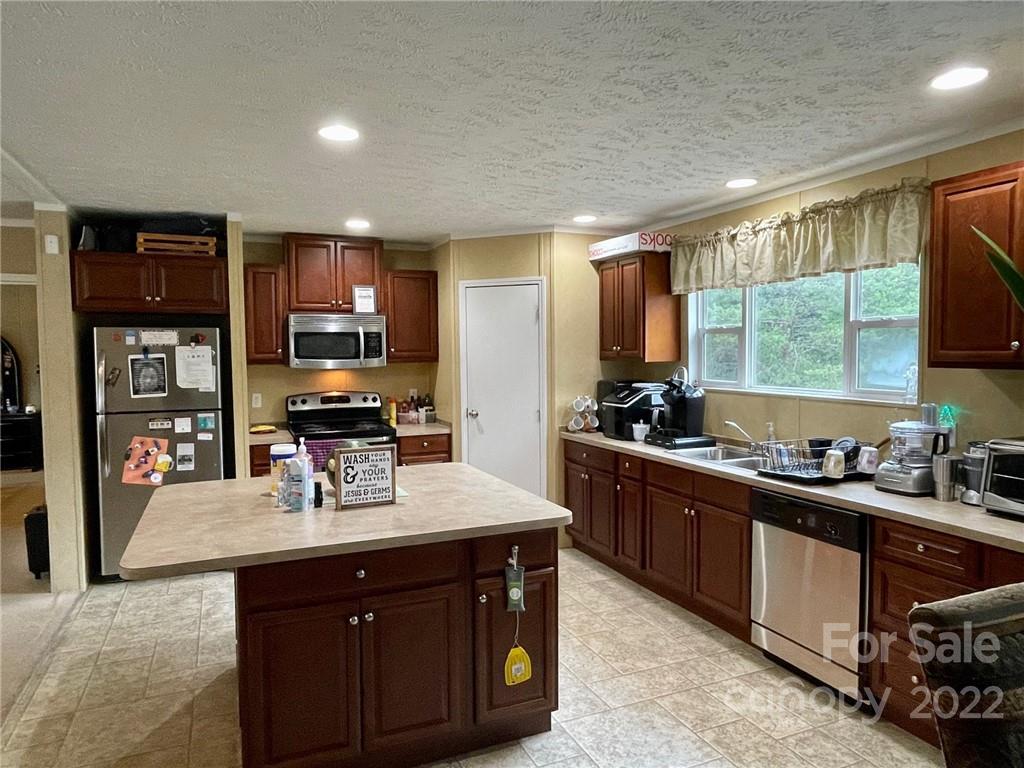 1017 Rutherford Drive Nebo, NC 28761 - Photo 4 of 17 Gallery Image 4