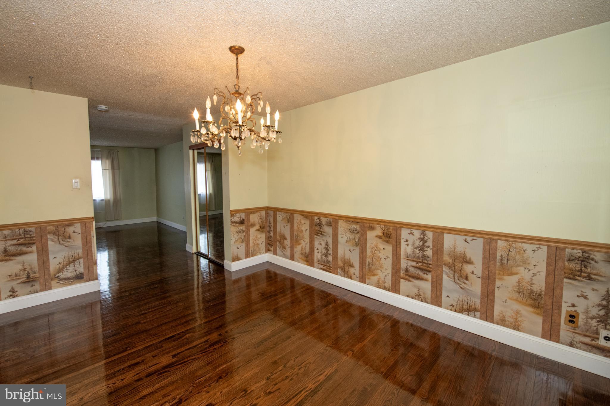 12623 Calpine Road Philadelphia, PA 19154 - Photo 15 of 39