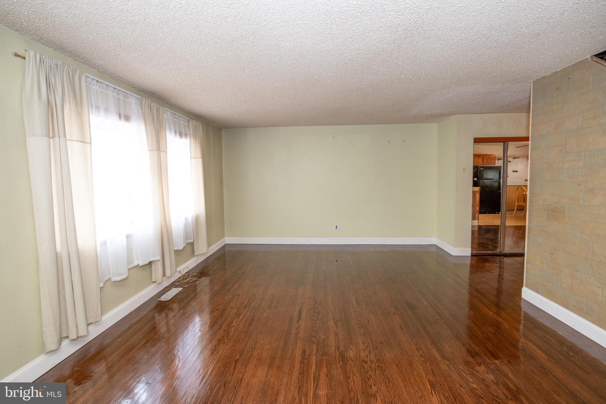 12623 Calpine Road Philadelphia, PA 19154 - Photo 8 of 39