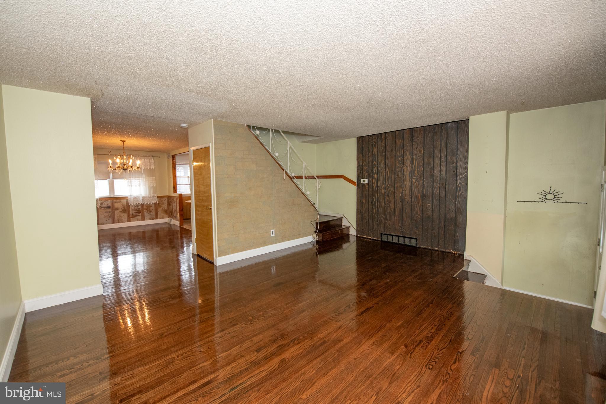 12623 Calpine Road Philadelphia, PA 19154 - Photo 9 of 39