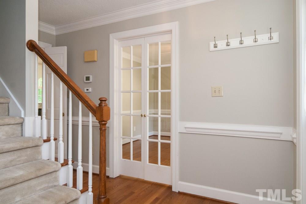 4525 Gwynnebrook Circle Raleigh, NC 27613 - Photo 3 of 30 Gallery Image 3