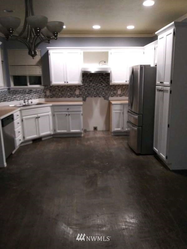 227 Whitman Place Northeast Renton, WA 98059 - Photo 11 of 11