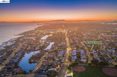 $995,000 | 2801 Clay Street, Alameda, CA 94501