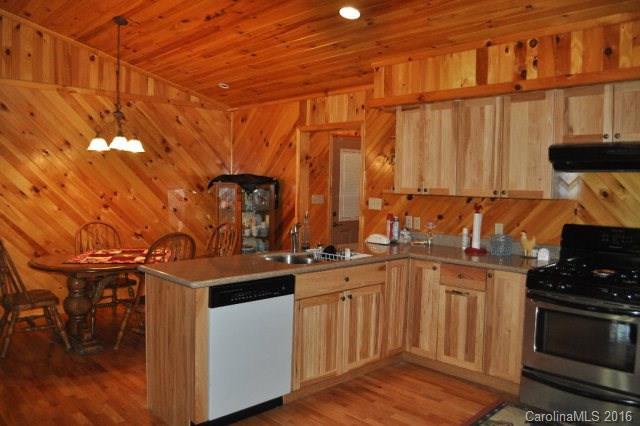 1108 Riddle Branch Road Burnsville, NC 28714 - Photo 8 of 16 Gallery Image 8