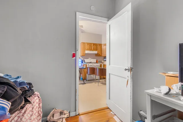 $515,000 | 32 Huntington Avenue, New Haven, CT 06512