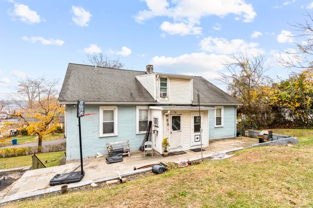 $515,000 | 32 Huntington Avenue, New Haven, CT 06512