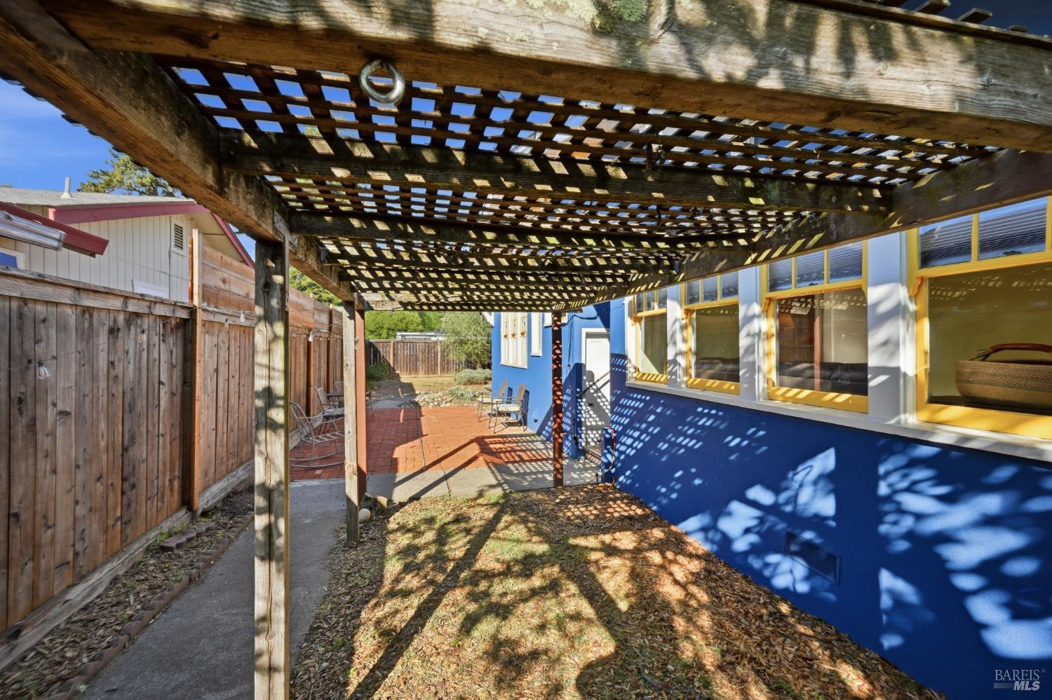 2001 Rogers Way Santa Rosa, CA 95404 - Photo 33 of 38