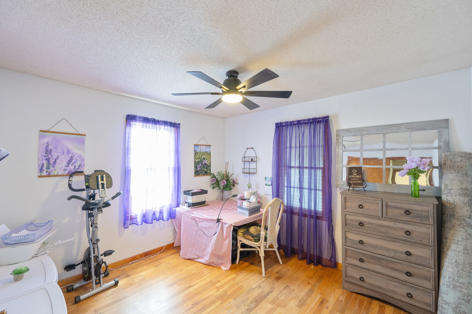 252 Luna Street Decaturville, TN 38329 - Photo 10 of 21 a dining room with furniture and window